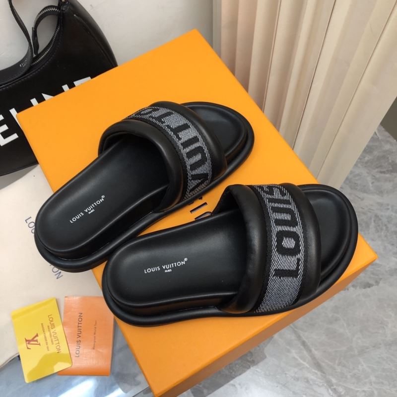 Louis Vuitton Slippers